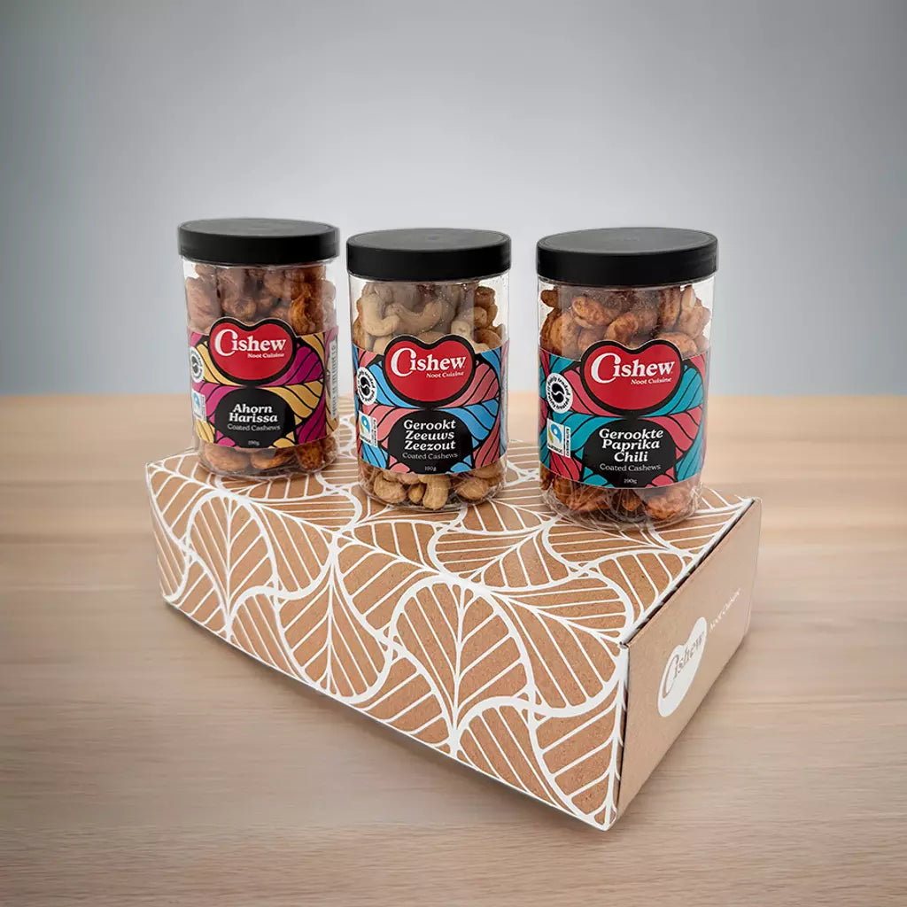 "Cishew box met Ahorn Harissa, Gerookt Zeezout en Paprika Chili"